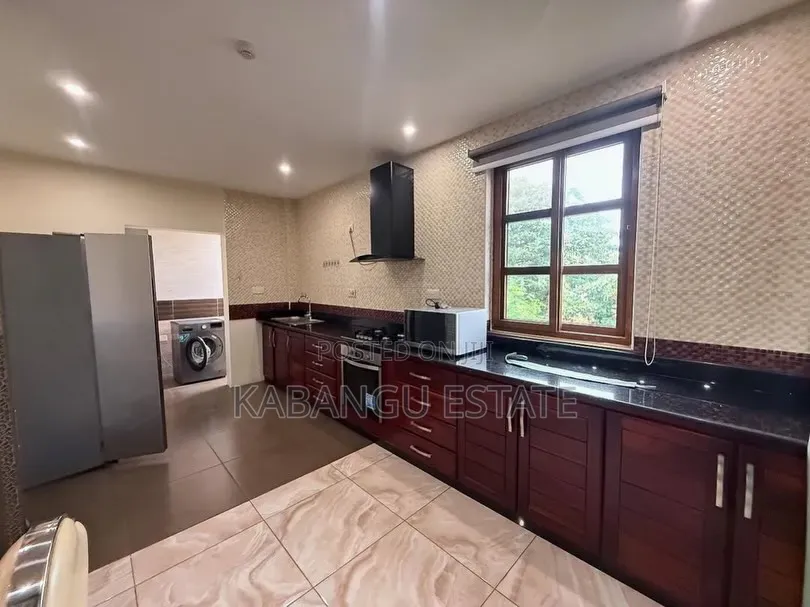 Furnished 2bdrm Apartment in Ada Estate France for rent