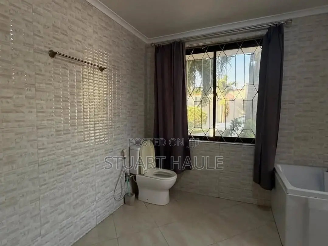 2bdrm Apartment in Oyster Bay for rent