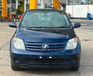 Toyota IST 2006 Blue