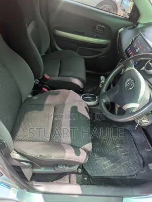 Toyota IST 2009 Blue
