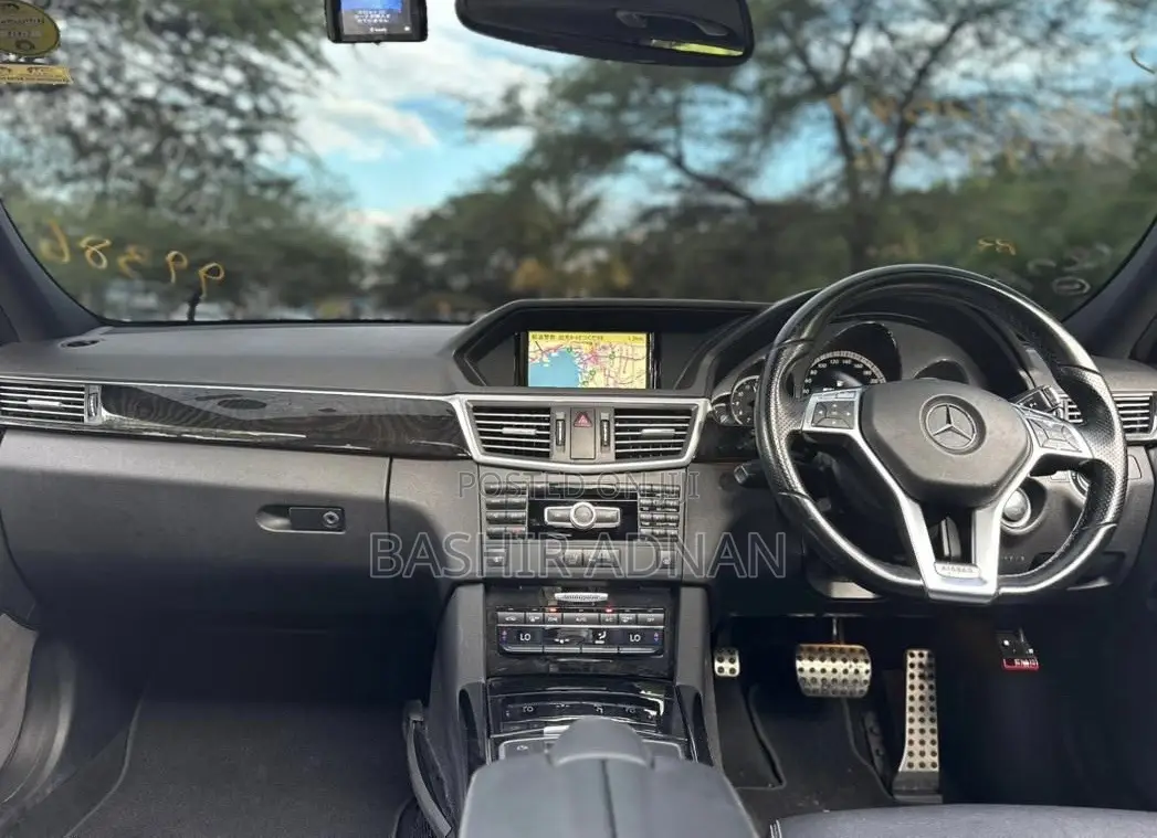 Mercedes-Benz E350 2012 Black