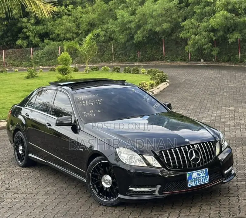 Mercedes-Benz E350 2012 Black