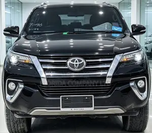 Toyota Fortuner 2017 Black