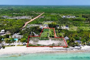 Prime Beach Plot for Sale at Jambiani Zanzibar