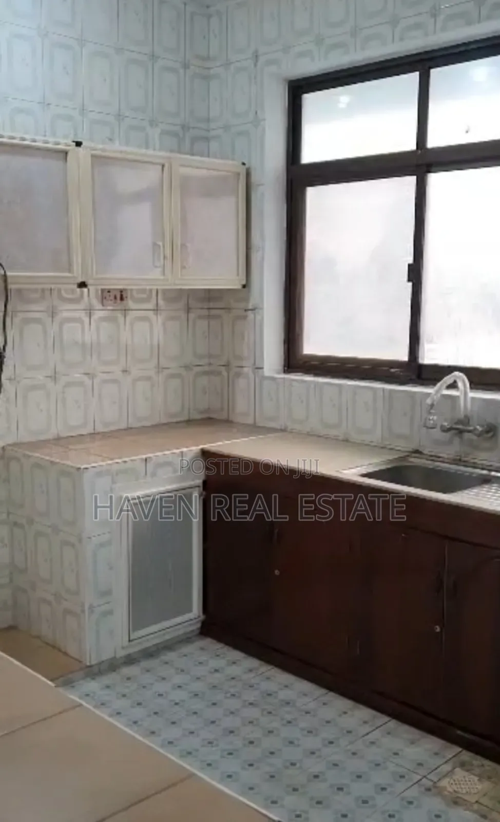 4bdrm Apartment in Mjini for rent