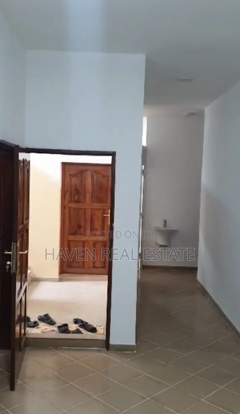 4bdrm Apartment in Mjini for rent