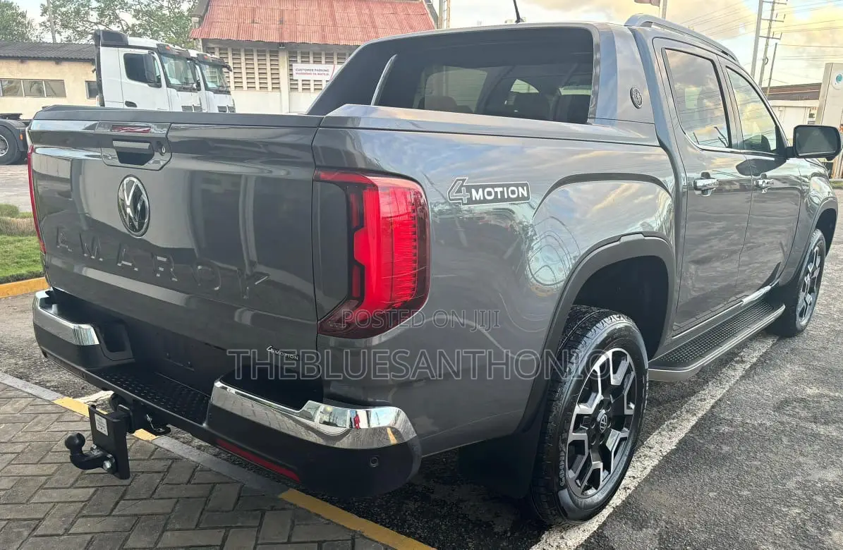 New Volkswagen Amarok 2025 Gray