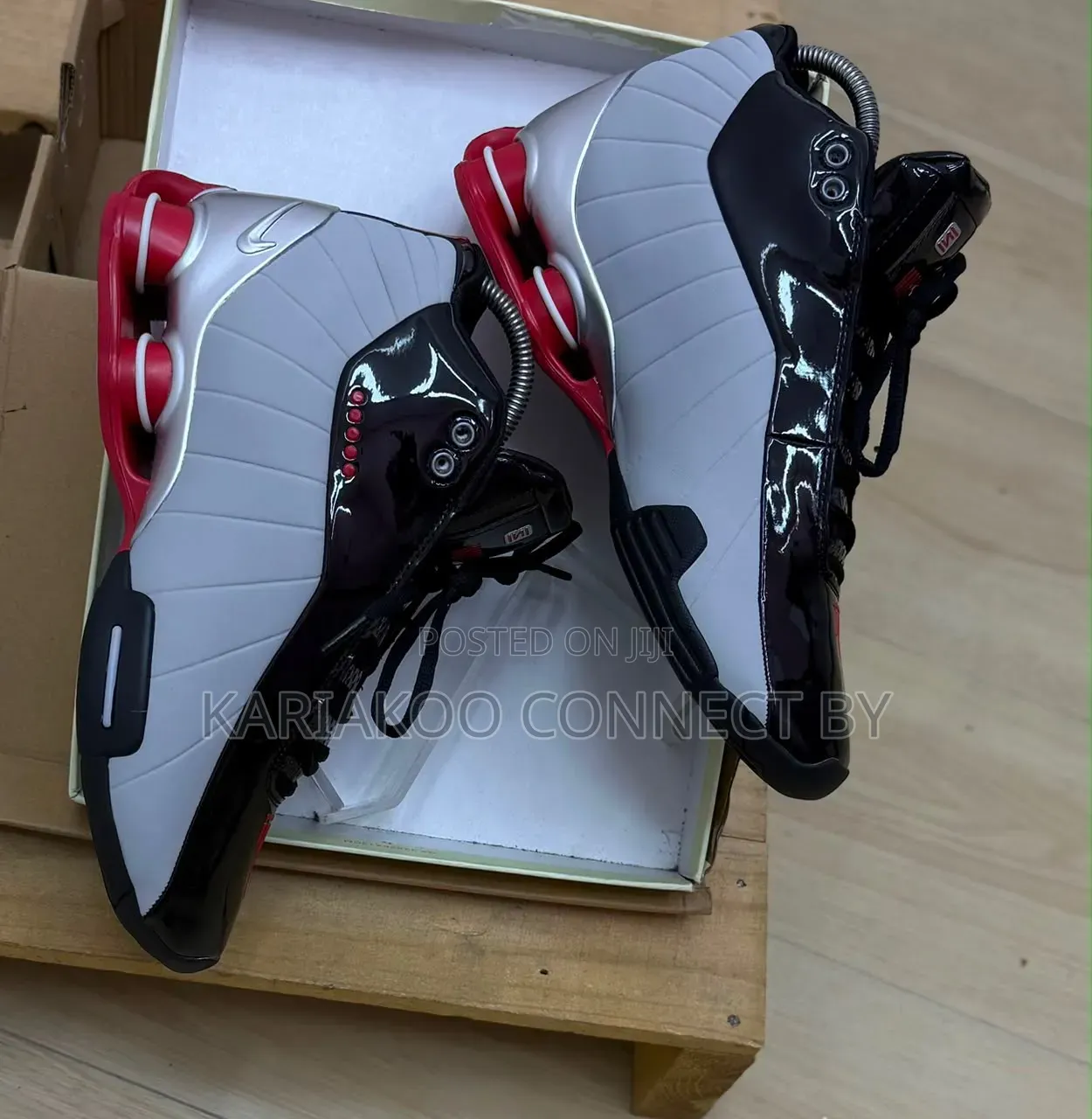 Sneaker Plug / Kicks Plug