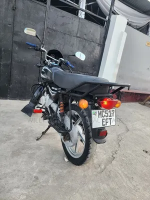 New Bajaj Boxer 125 2023 Black