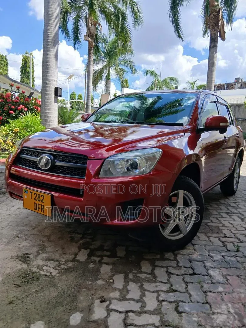 Toyota RAV4 2009 Red