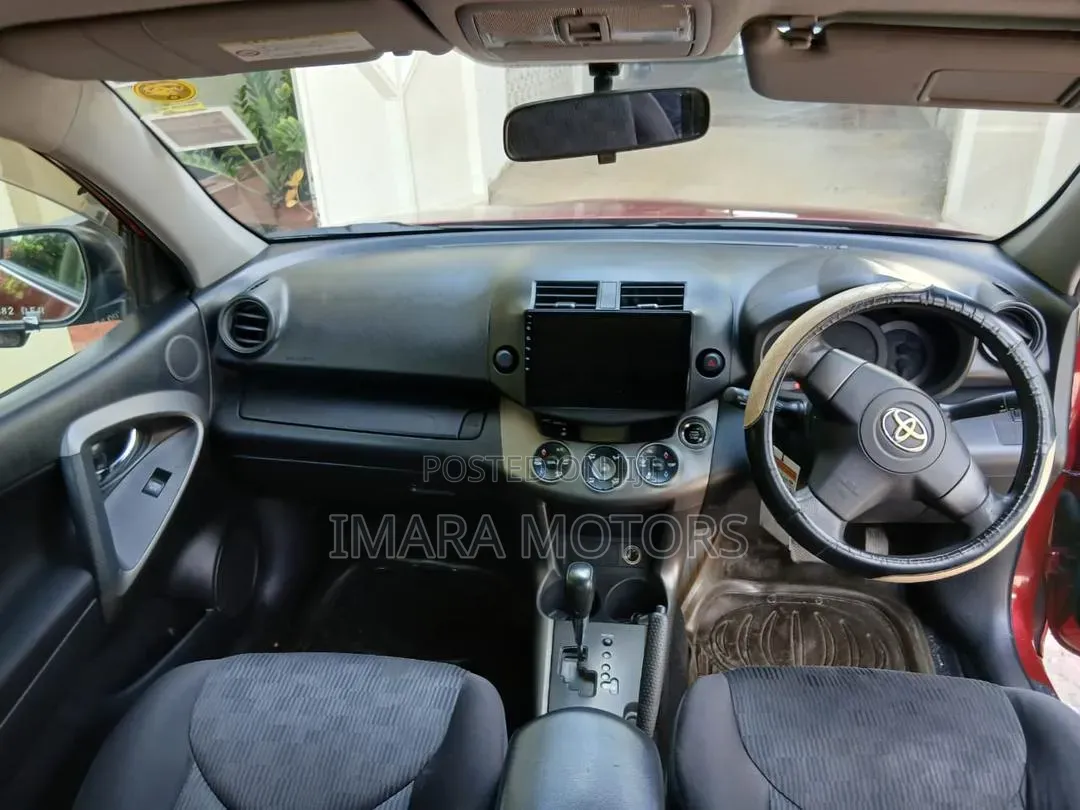 Toyota RAV4 2009 Red