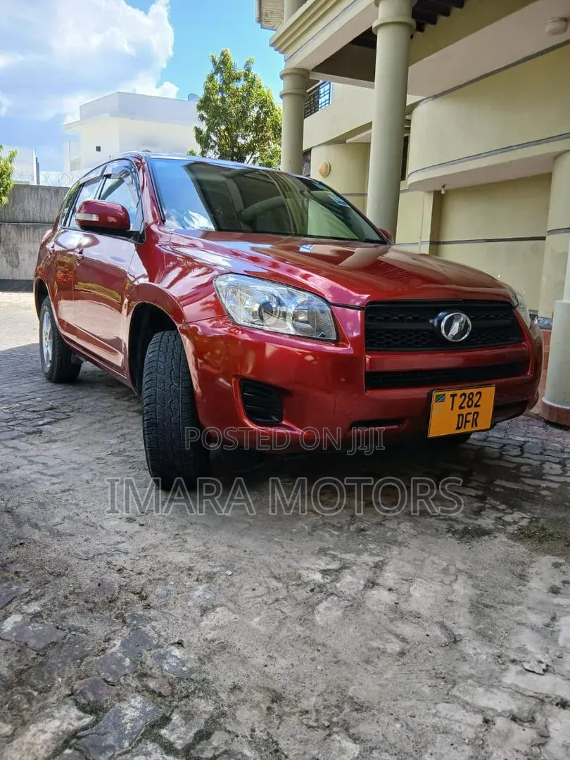 Toyota RAV4 2009 Red