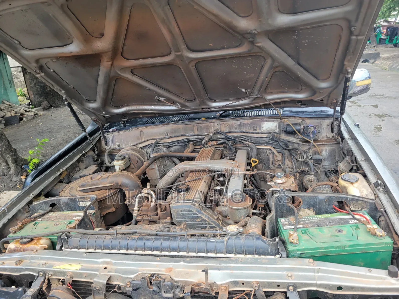 Toyota Land Cruiser 1998 Gray