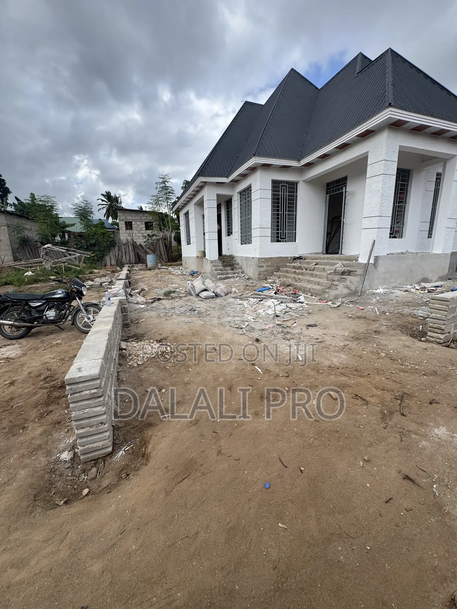 3bdrm House in Kigamboni for sale