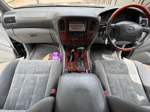 Toyota Land Cruiser 2023 Black