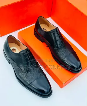 Viatu Quality, From Annax