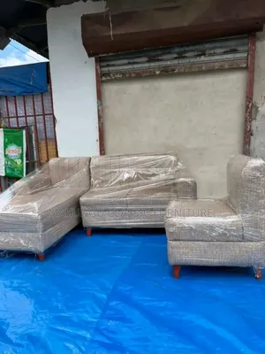 Simple L Shaped Sofa Na Armchair Moja Rangi Grey