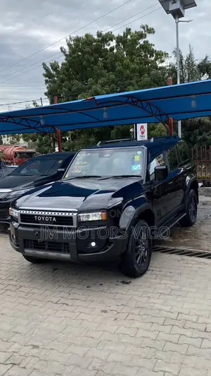 Toyota Land Cruiser Prado 2024 Black
