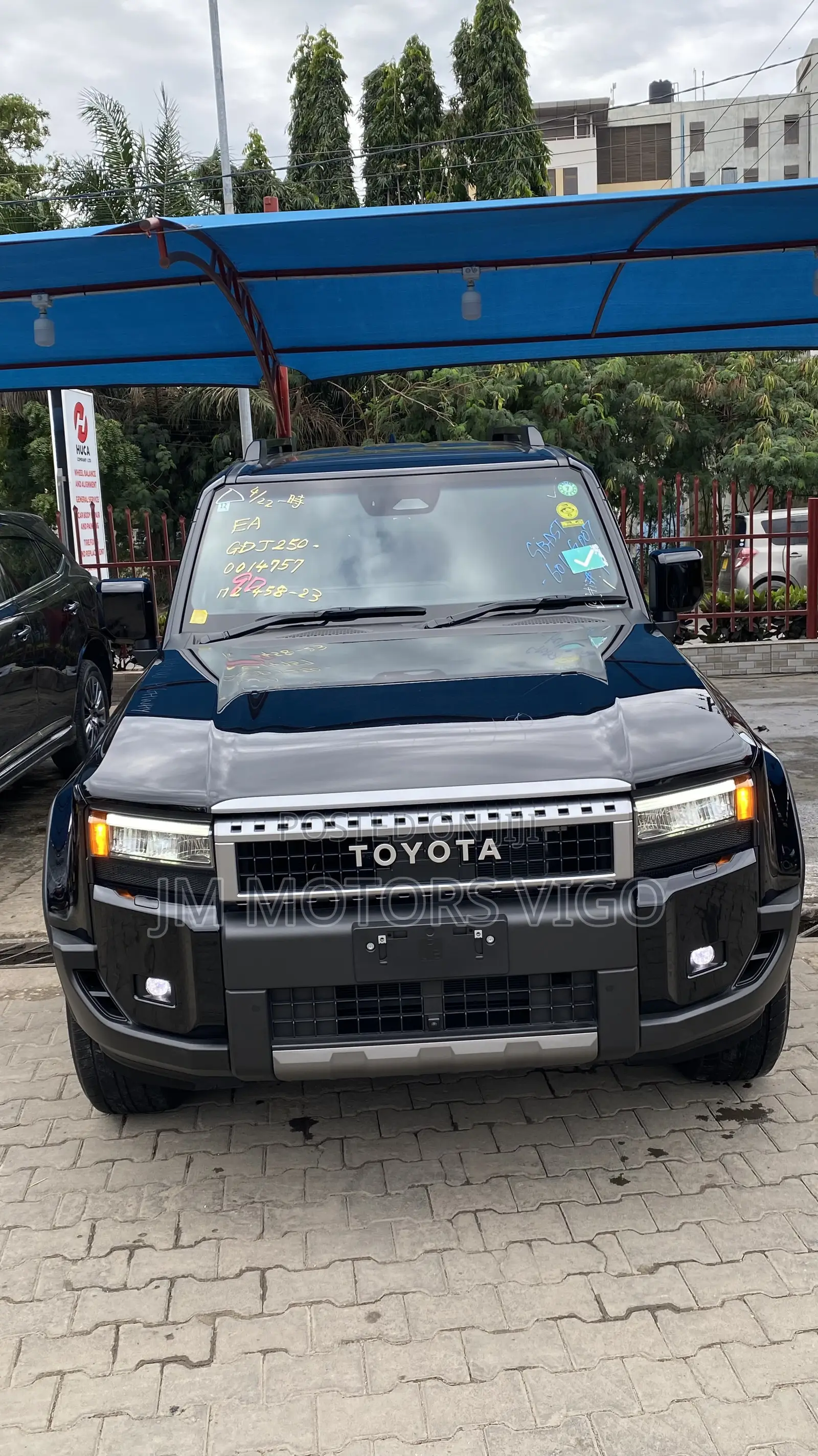 Toyota Land Cruiser Prado 2024 Black