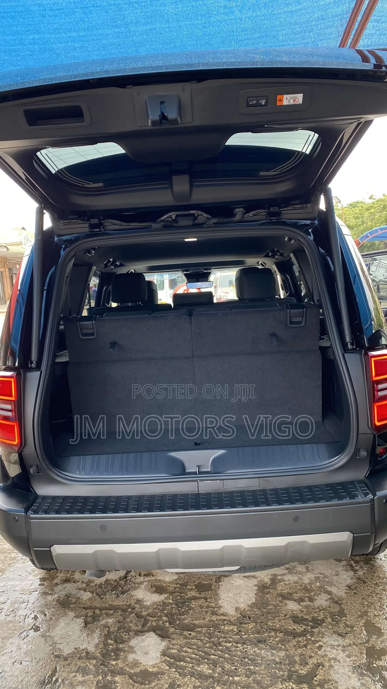 Toyota Land Cruiser Prado 2024 Black