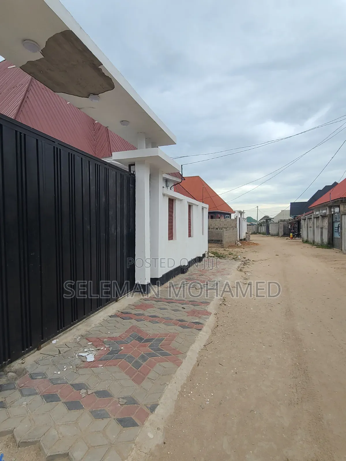 Furnished 3bdrm House in Biriani Real Estate, Chamazi for sale