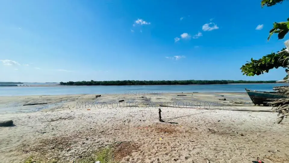 Plot Area SQM 7300 for Sale at Bagamoyo Zinga