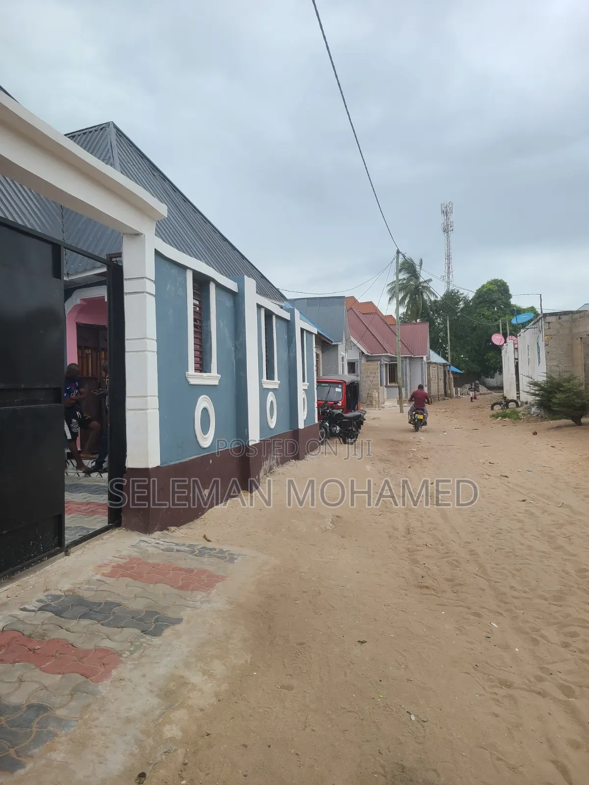 Furnished 3bdrm House in Biriani Real Estate, Chamazi for sale