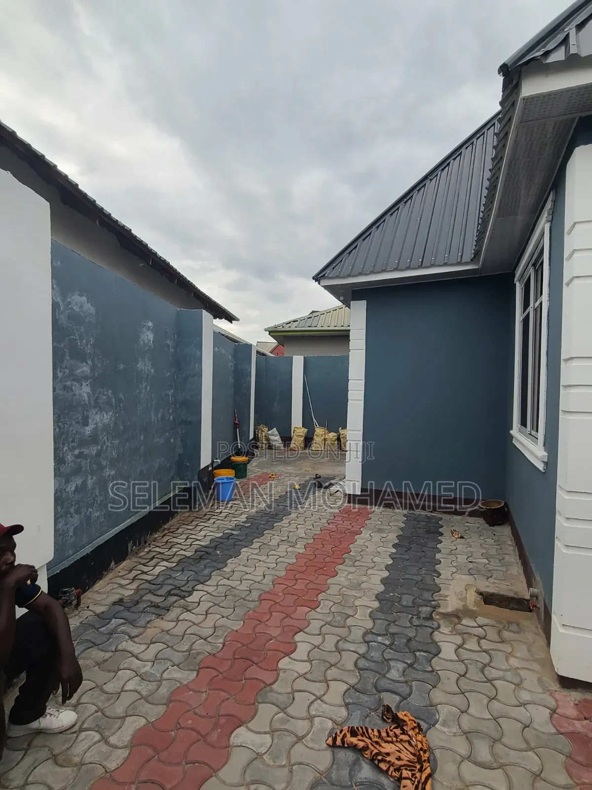 Furnished 3bdrm House in Biriani Real Estate, Chamazi for sale