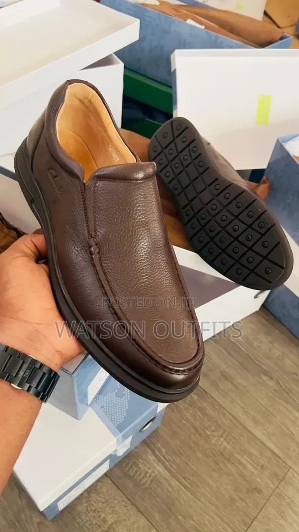 Clarks Brand Men's Leather Shoes Materials Classic and Smart