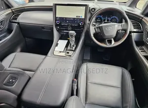 New Toyota Alphard 2024 Ivory