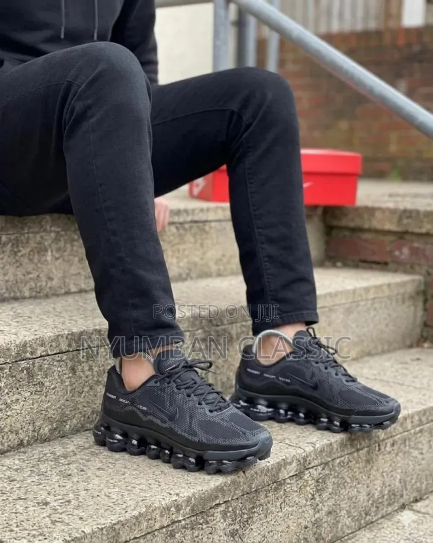 Nike Air Liquid Max Shoes