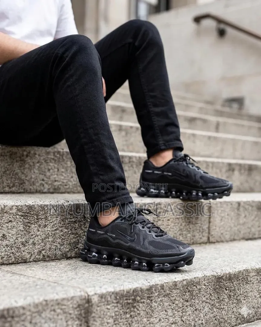 Nike Air Liquid Max Shoes