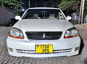 Toyota Mark II 2002 White