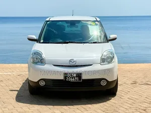 Mazda Verisa 2006 White