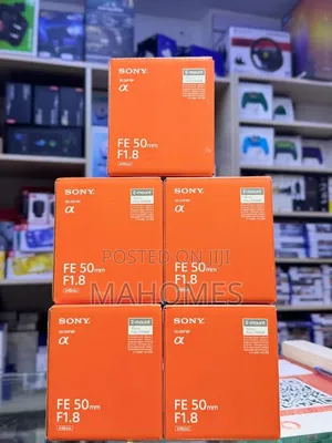 Sony Fe 50mm F/1.8 Lens Box.