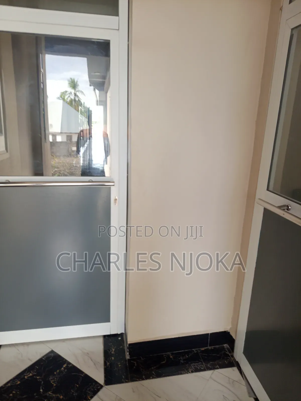 Hoteli Ipo Kinyerezi Ni Ya Kisasa Inauzwa (Hotel for Sale)