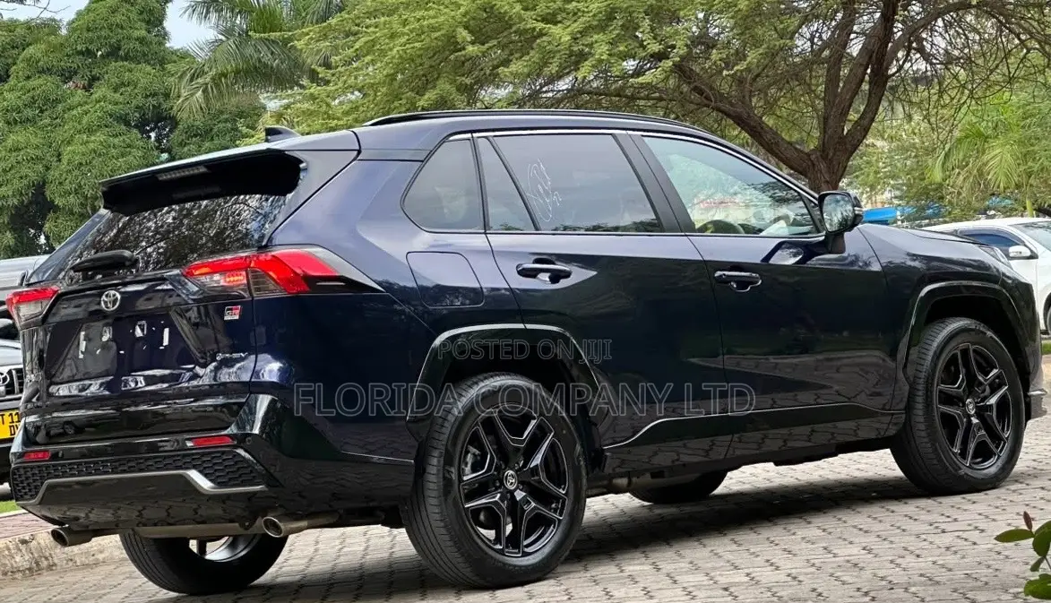 Toyota RAV4 Hybrid 2025