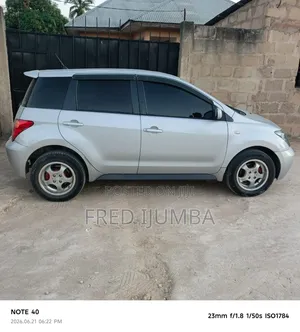 Toyota IST 2006 White