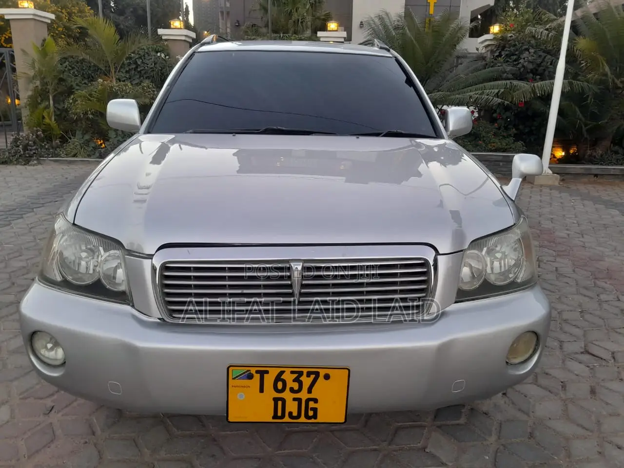 Toyota Kluger 2005 Silver