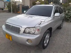 Toyota Kluger 2005 Silver
