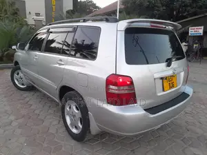 Toyota Kluger 2005 Silver