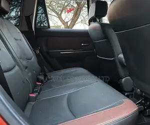 Mazda Verisa 2010 Orange