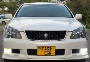 Toyota Crown 2006 White