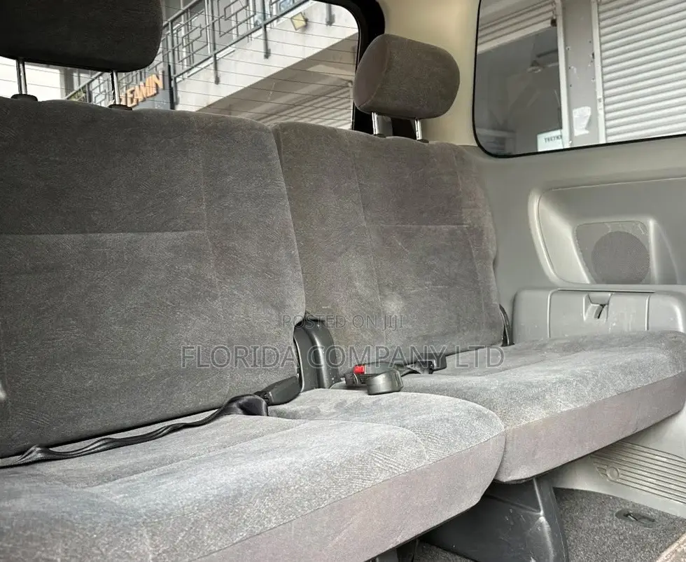 Toyota Noah 2006 Black