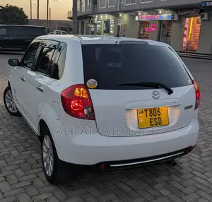 Mazda Verisa 2010 White