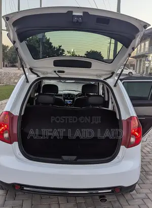 Mazda Verisa 2010 White