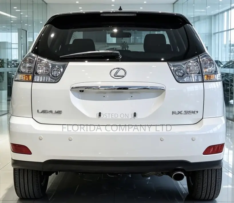 Toyota Harrier 2005 White