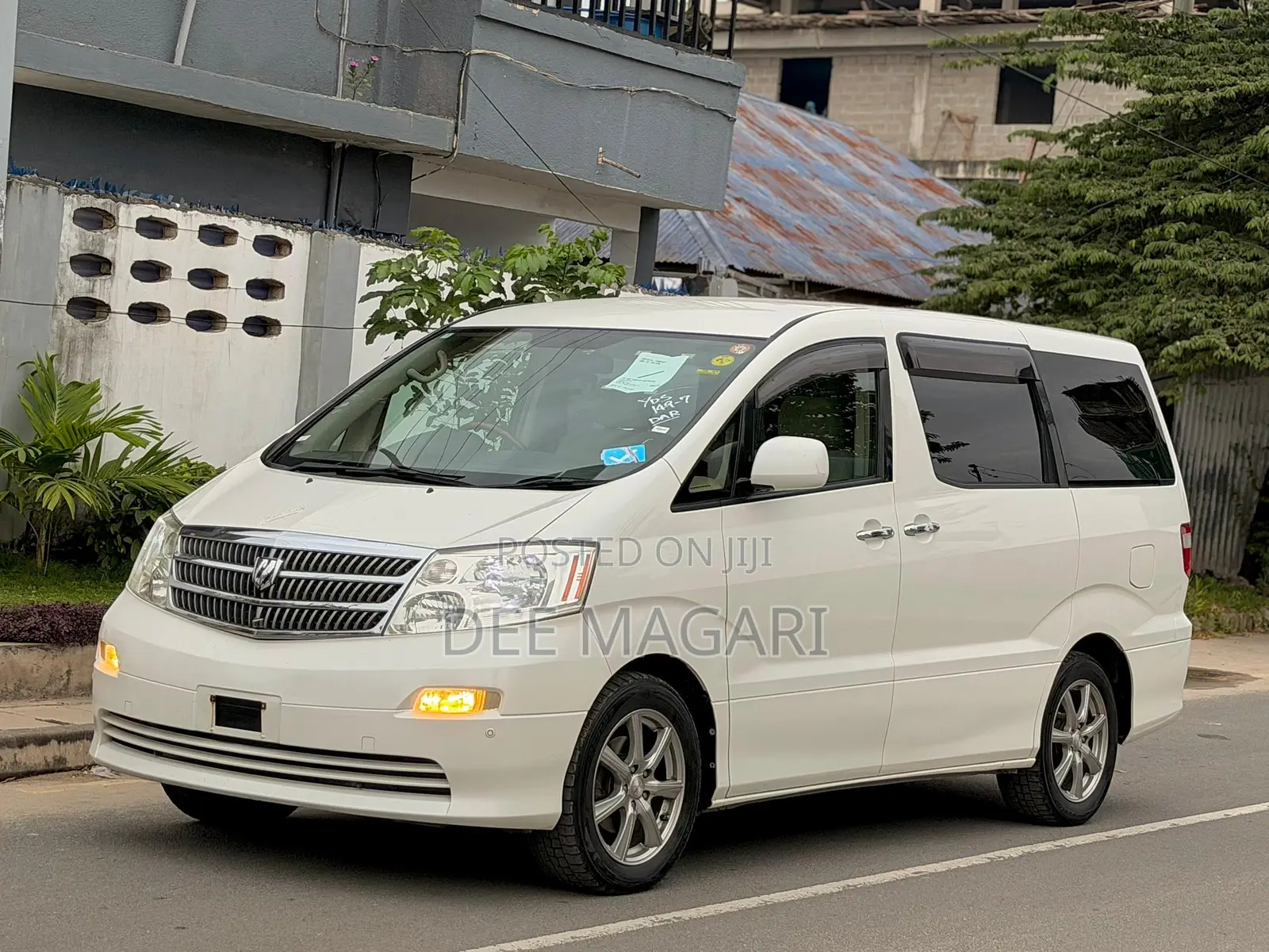 Toyota Alphard 2005 White