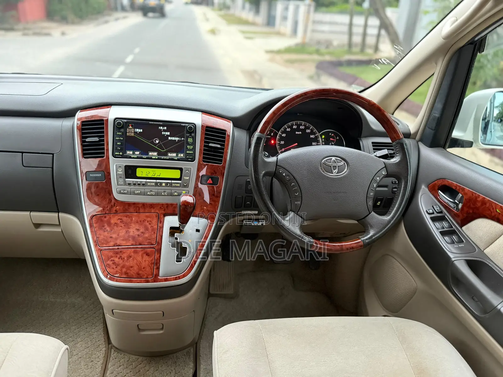 Toyota Alphard 2005 White
