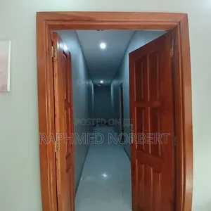 6bdrm House in Tanzania Real, Central Business Area for rent